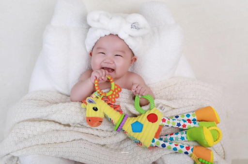 广安宝宝的口欲期